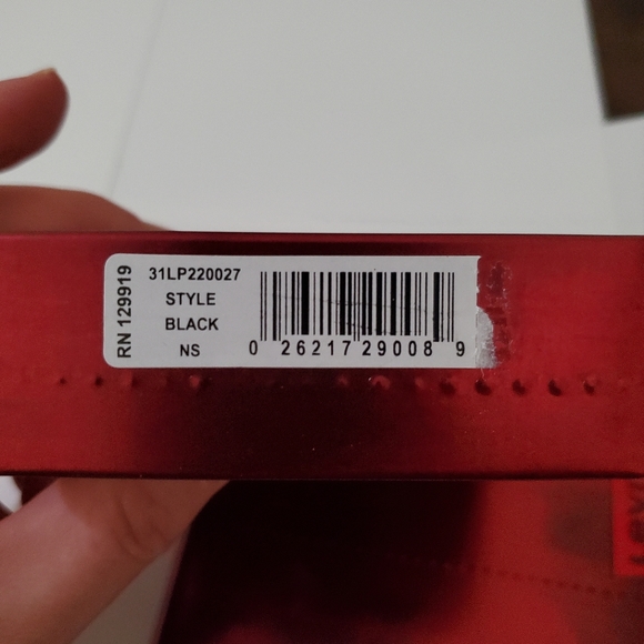 🤩New in box Levi's black mens wallet - Picture 10 of 10